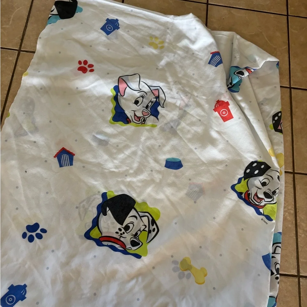 Vintage 101 Dalmatians‎ flat sheet